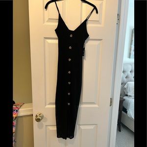 Black bodycon dress